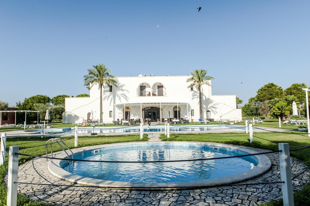 Amaregold Tenuta La Baronessa Resort Tuglie Luaran gambar